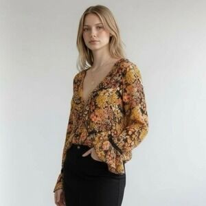 Free People‎ Intimately Floral Ruffle V-Neck Bodysuit Black Lace XS